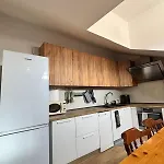 Itan Cozy Modern *