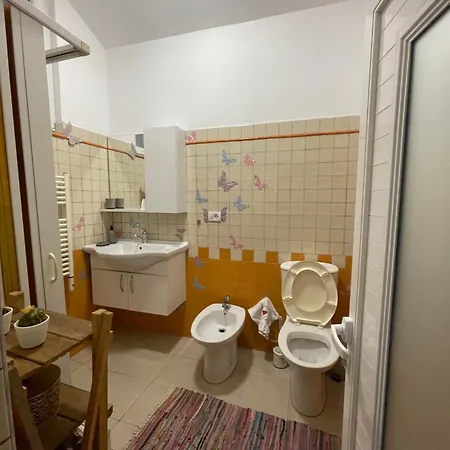 Itan Cozy Modern Tirana